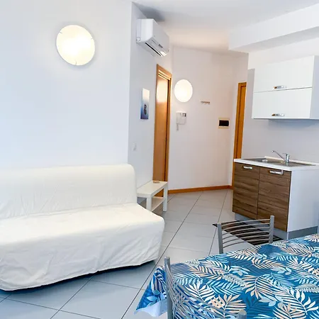 Rv צ'יביטאנובה מארקה